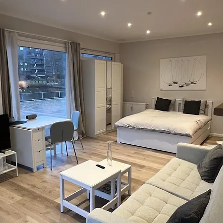 Am 아파트 바트즈위스케나흔